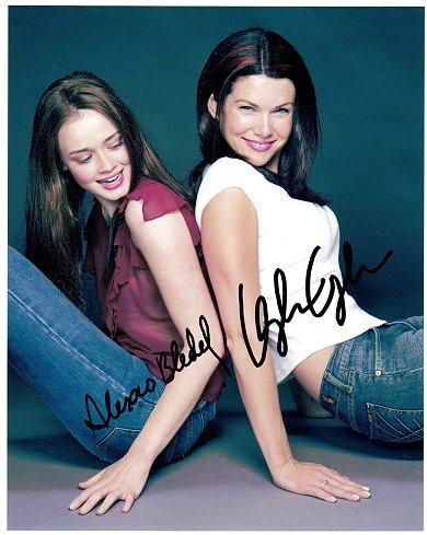 Gilmore Girls funny photo with Alexis Bledel and Lauren Graham Autographs Gilmore Girls funny photo with Alexis Bledel and Lauren Graham Autographs